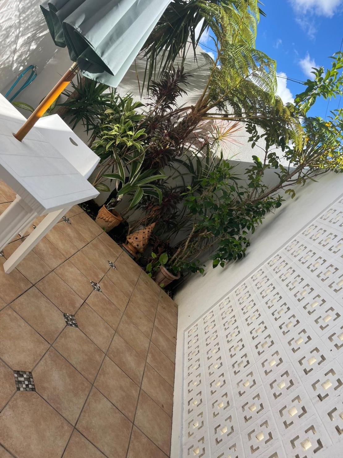 Green House Urasoe Exterior foto